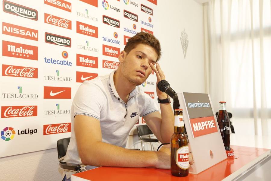 Meré, emocionado, durante la rueda de prensa.