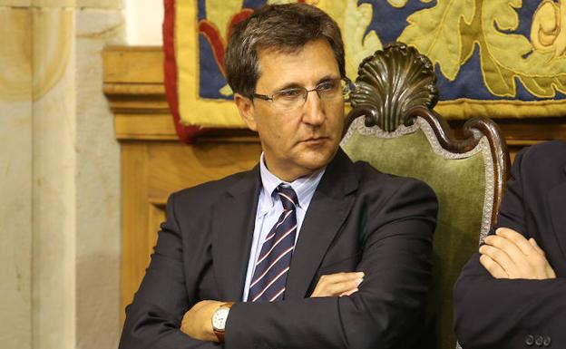 Lorenzo Almanza, en un acto universitario.