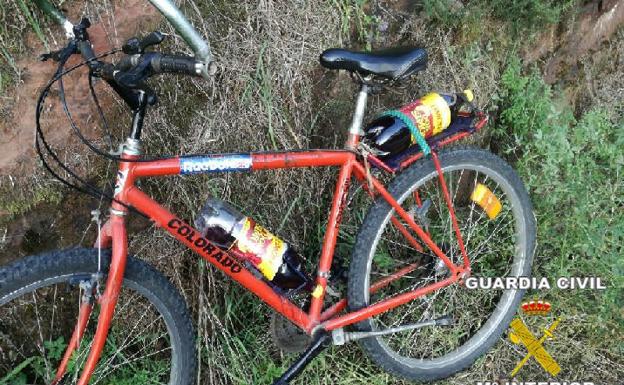 Imagen de la bicicleta en la que circulaba el ciclista denunciado./Guardia Civil