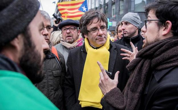 Puigdemont en la manifestación independentista en Bruselas./Afp