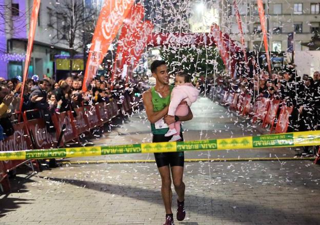 La salida de la San Silvestre de Riosa / J. M. PARDO