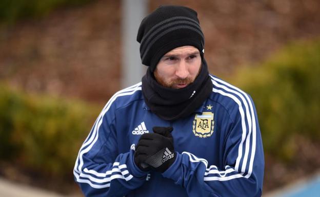 Leo Messi, con la selección argentina en Mánchester. /AFP