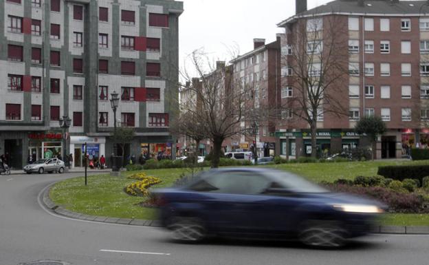 Intentan secuestrar a dos chicas en La Corredoria, en Oviedo Intentan secuestrar a dos chicas en La Corredoria, en Oviedo