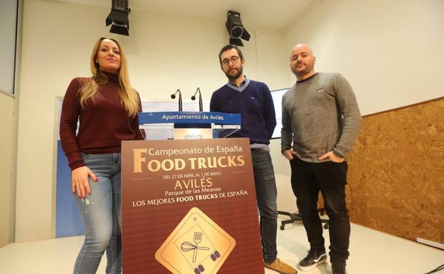 Presentación del campeonato esta mañana en el Ayuntamiento de Avilés. /MARIETA