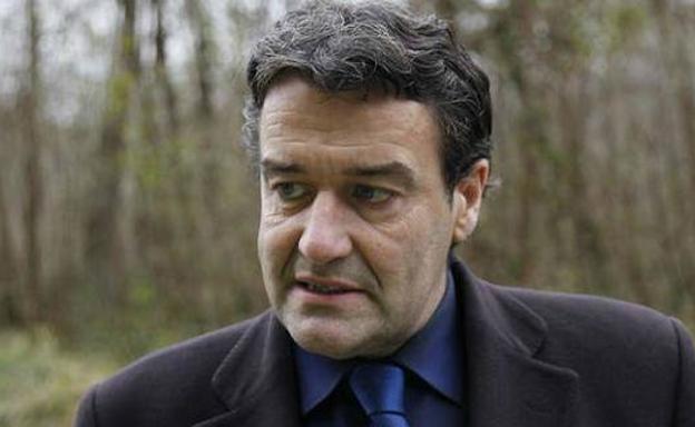 El exconcejal del PP de Oviedo, Alberto Mortera, se enfrenta a siete años de inhabilitación por la parcela de Olloniego