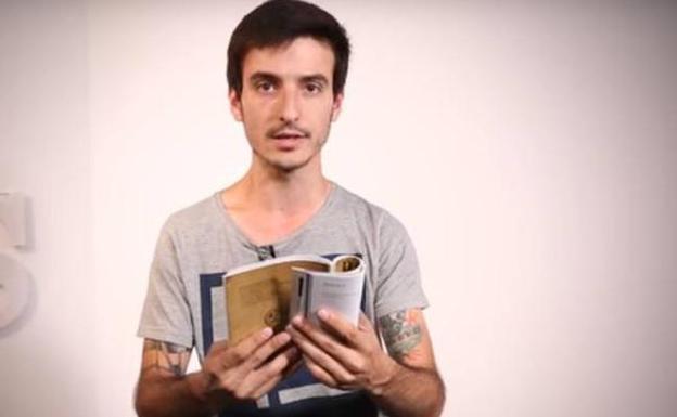 «La canción es un territorio artístico en el que cada uno puede decir lo que quiera»