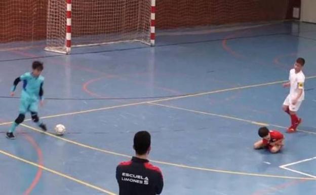 El gesto de un partido de alvines que se ha hecho viral El gesto de un partido de alvines que se ha hecho viral