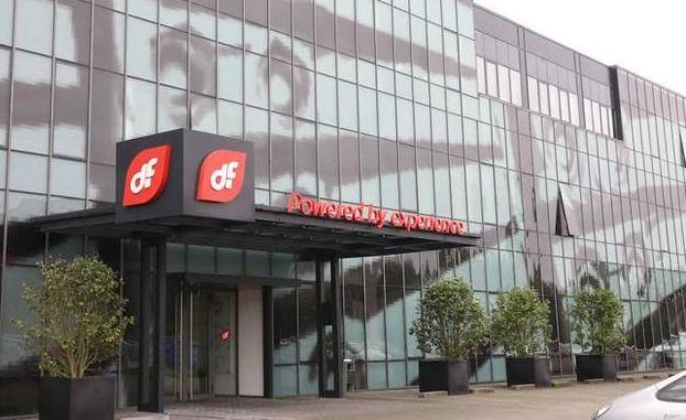 Duro anuncia la inminente prórroga del acuerdo de espera con la banca