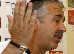 El míster se siente valorado por la afición. / BILBAO/