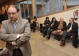 El jurado considera culpable al acusado del asesinato del taxista de Arriondas