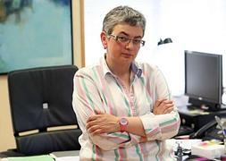 La consejera de Educación, en su despacho. :: ÁLEX PIÑA/