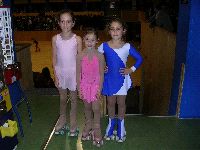 PROTAGONISTAS. Patricia, Claudia y Raquel. / REP. D. E./