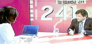 Javier Fernández, ayer, en un momento de la entrevista en TVE. ::
JOSÉ SIMAL/