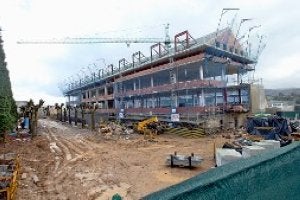El edificio administrativo será el último en estar terminado. :: PIÑA/