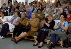 Esta vez fue el público mayor el que ocupó el chill-out de Laboral. ::
JORGE PETEIRO/