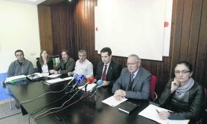 Marcos Gabarre (Secretariado Gitano), Laura Atienza (Vinjoy), Javier Mahía (ACCEM), Floro (Proyecto Hombre), Adolfo Rivas (Cáritas), Francisco Fernández Corte (Cruz Roja) y Susana González (Siloé). ::
M. ROJAS/