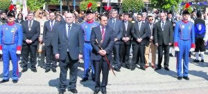 Agustín Iglesias Caunedo junto al regidor de Móstoles, Daniel Ortíz, en uno de los actos . :: E. C./
