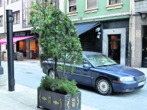 Una cámara vigila una peatonal de la Ruta de los Vinos. ::
J. D./