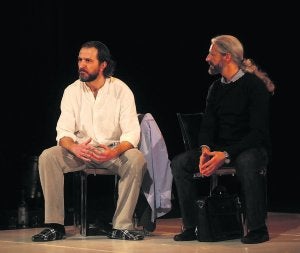 Representación de 'Qué te pasa Iván', en Avilés. :: SERGIO LÓPEZ/