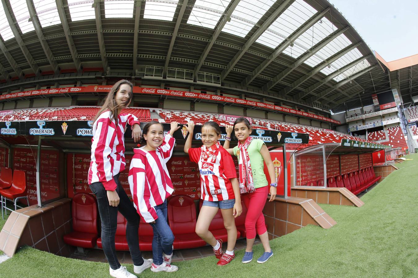 La afición se vuelca con el Sporting #VamosSporting