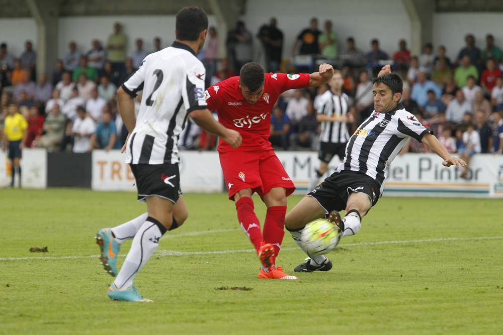 Las mejores imágenes del Lealtad-Sporting (1-9)