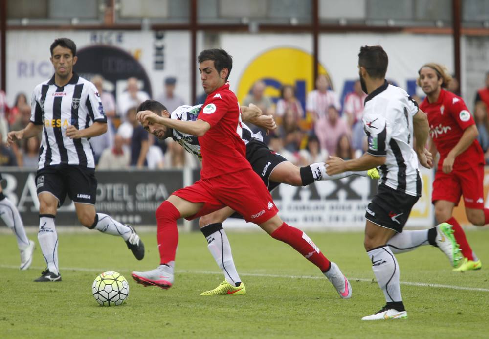 Las mejores imágenes del Lealtad-Sporting (1-9)