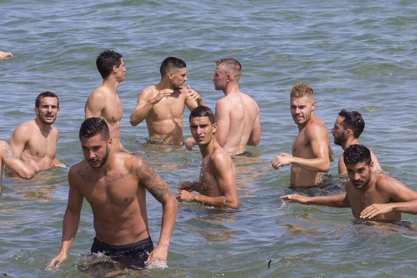 Entrenamiento del Sporting en la playa