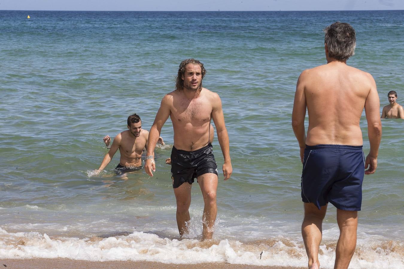 Entrenamiento del Sporting en la playa