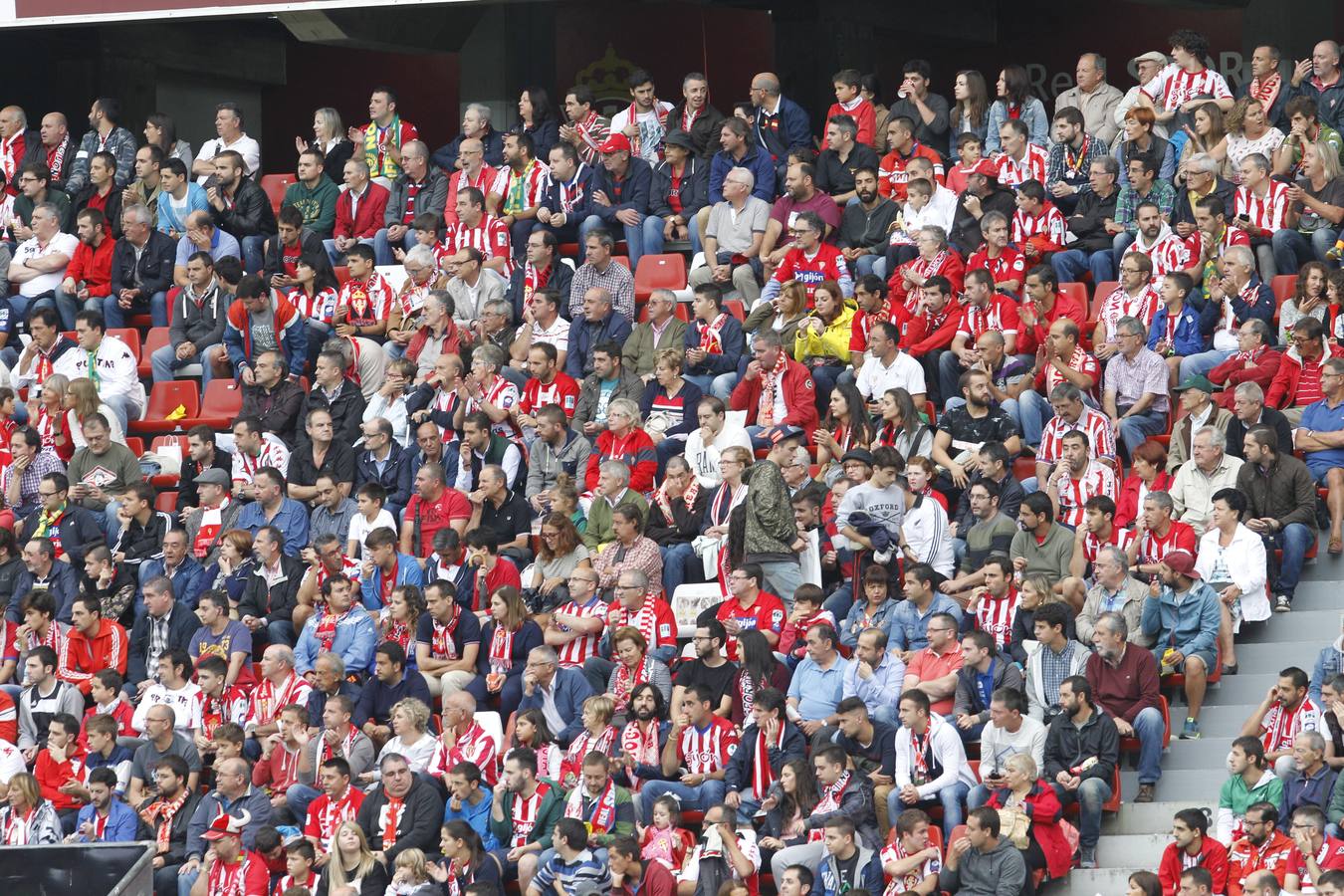 ¿Estuviste en el Sporting - Valencia? ¡Búscate! (1)