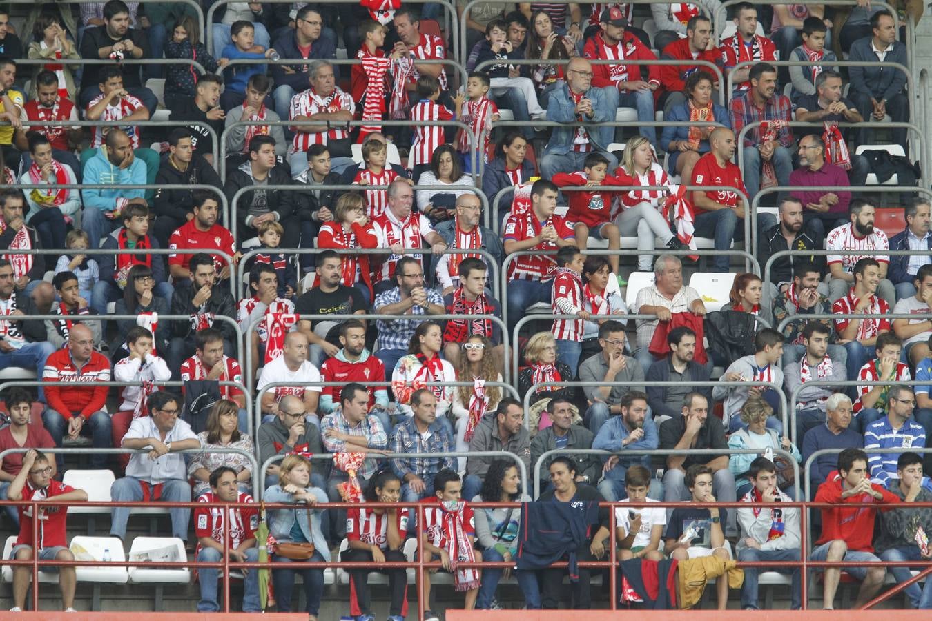 ¿Estuviste en el Sporting - Valencia? ¡Búscate! (1)