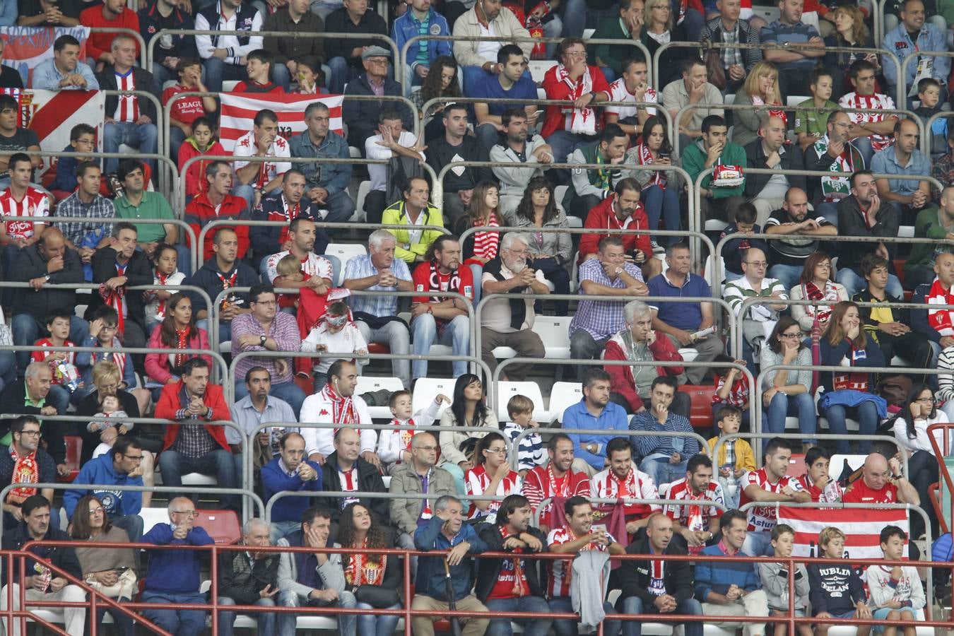 ¿Estuviste en el Sporting - Valencia? ¡Búscate! (1)