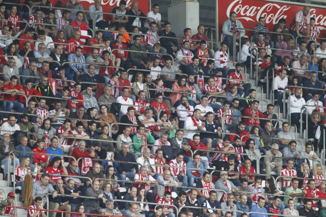 ¿Estuviste en el Sporting - Valencia? ¡Búscate! (1)