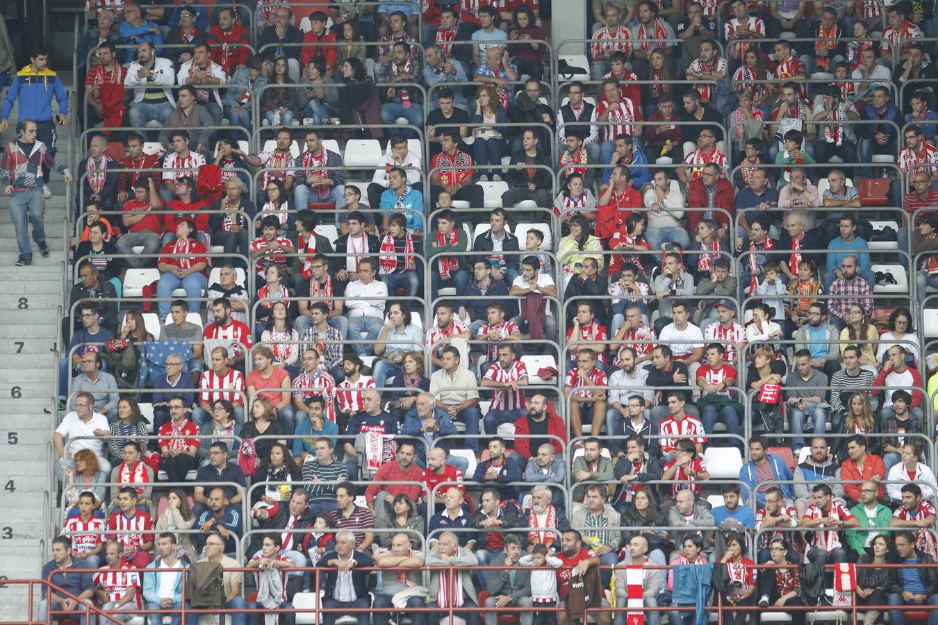 ¿Estuviste en el Sporting - Valencia? ¡Búscate! (1)