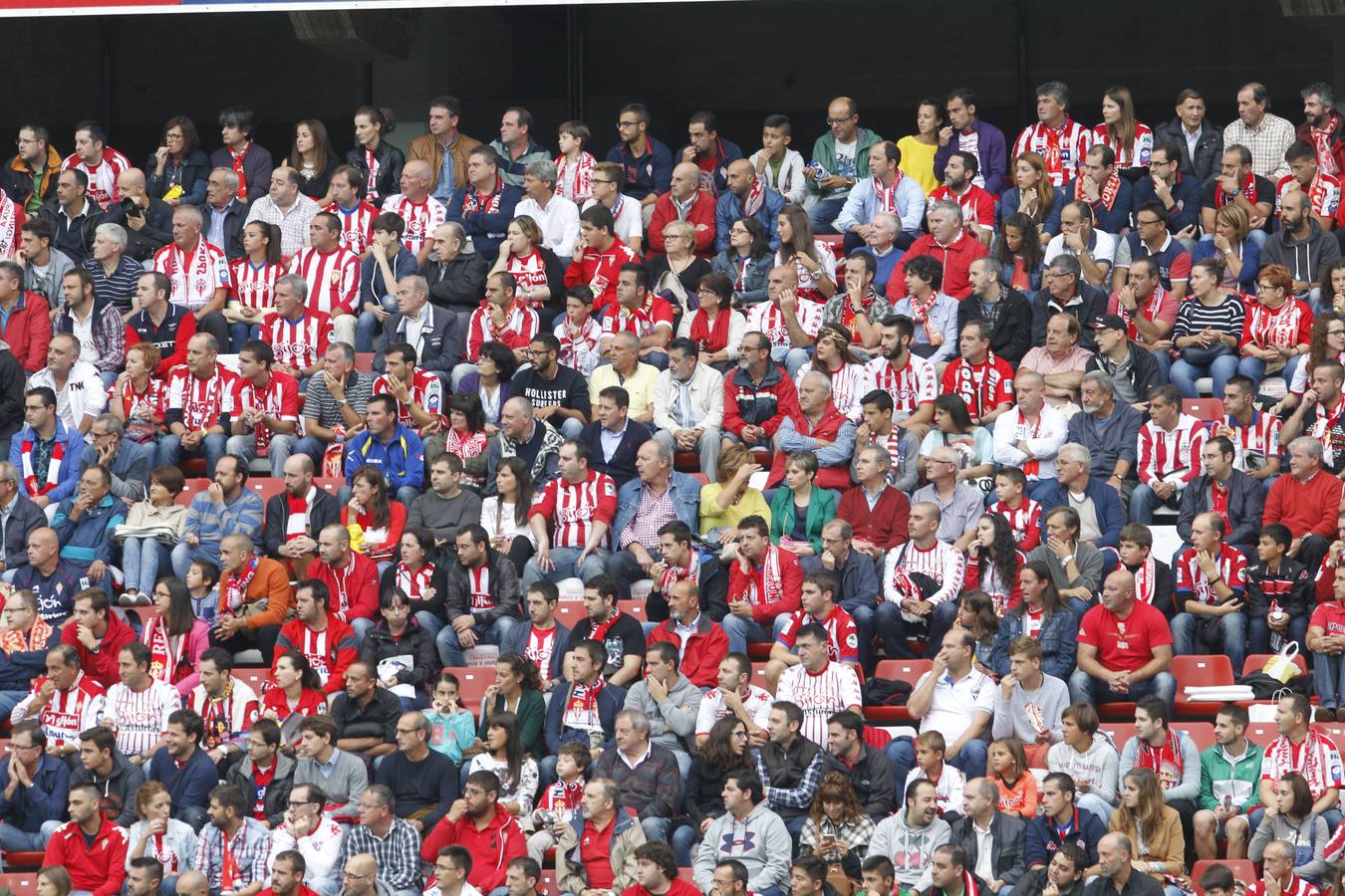 ¿Estuviste en el Sporting - Valencia? ¡Búscate! (1)