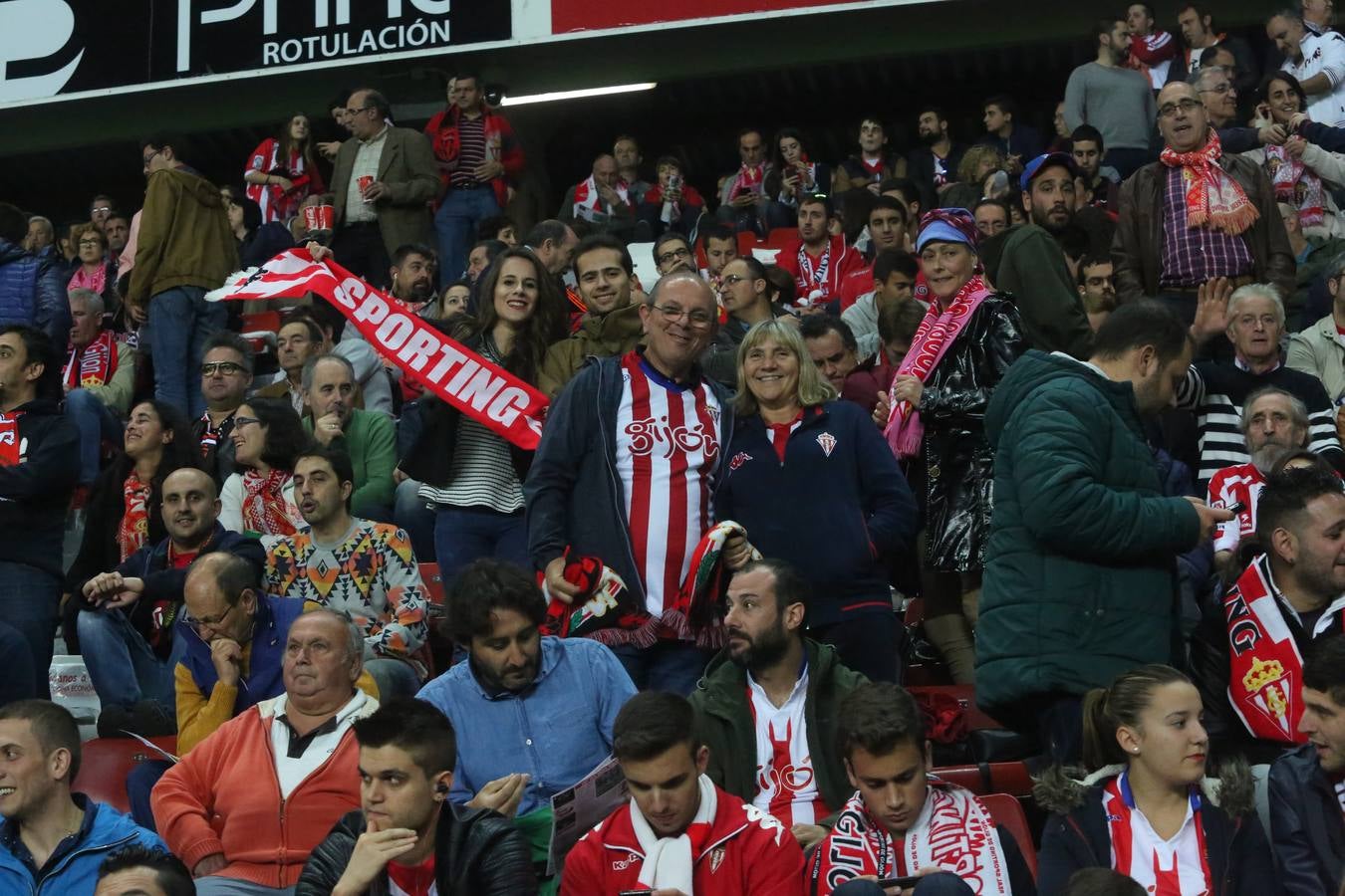 ¿Estuviste en el Sporting – Málaga? ¡Búscate! (III)