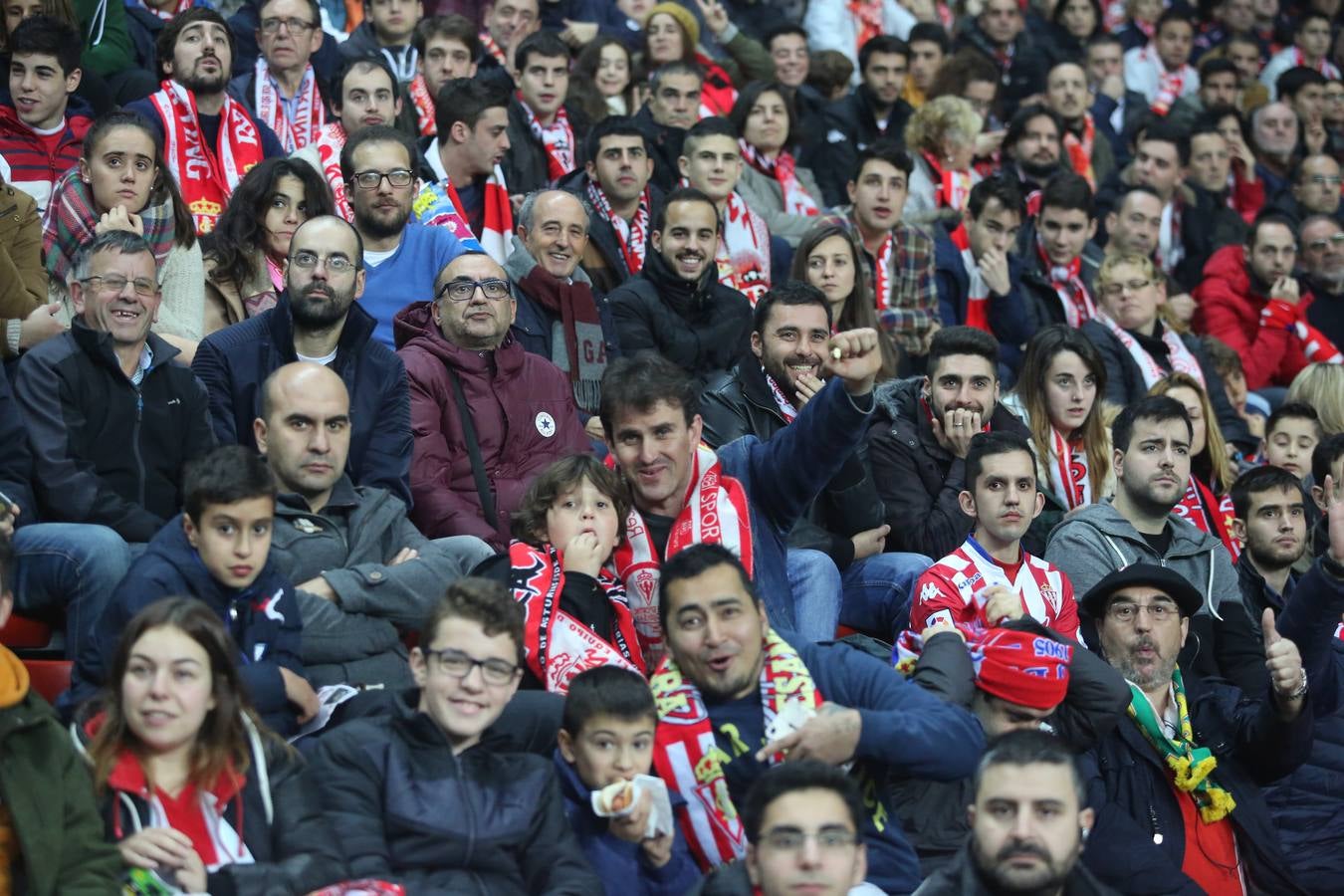 ¿Estuviste en el Sporting 3 - 1 Las Palmas? ¡Búscate! (2)
