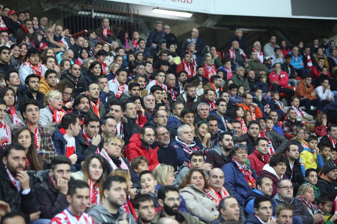 ¿Estuviste en el Sporting 3 - 1 Las Palmas? ¡Búscate! (2)