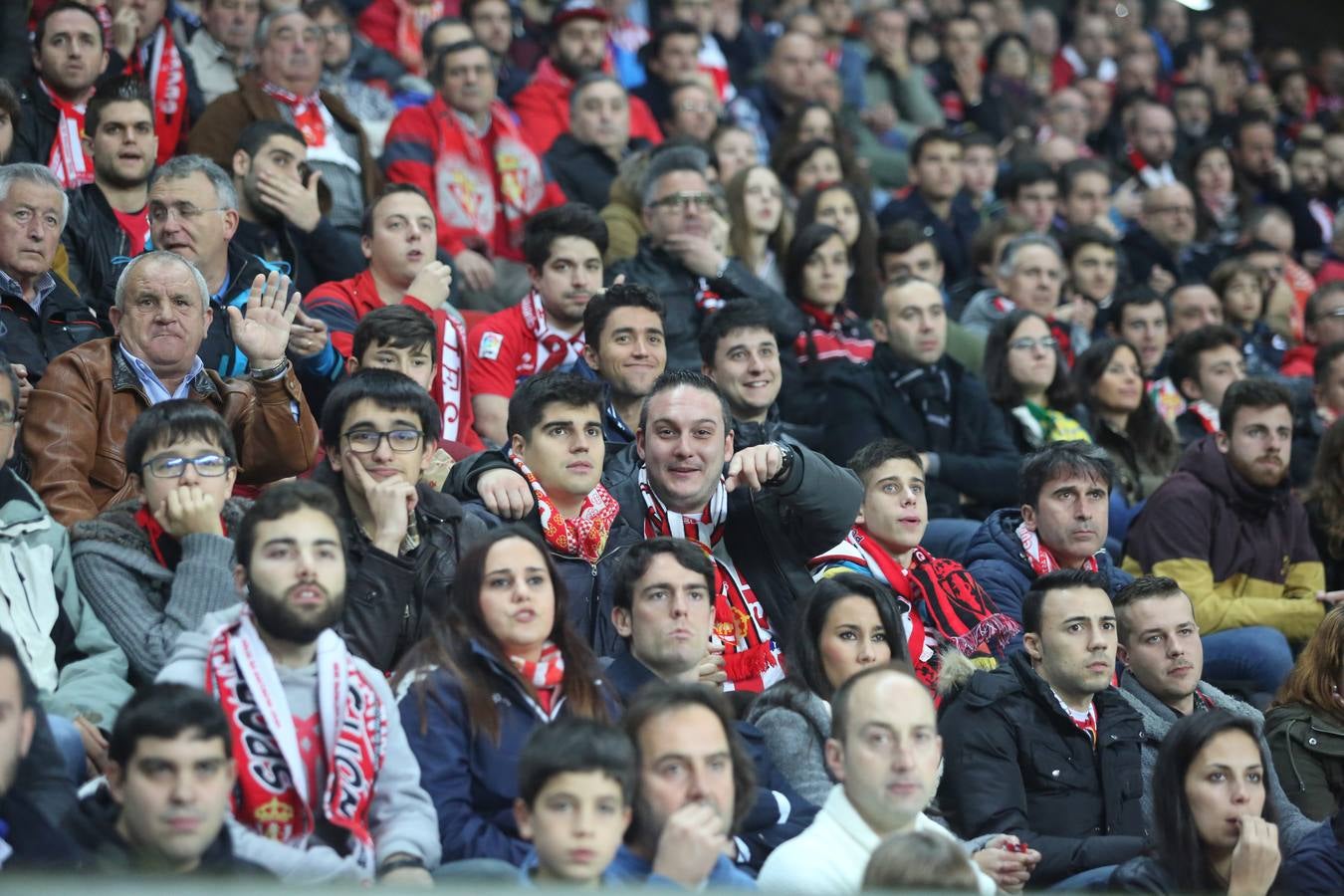 ¿Estuviste en el Sporting 3 - 1 Las Palmas? ¡Búscate! (2)