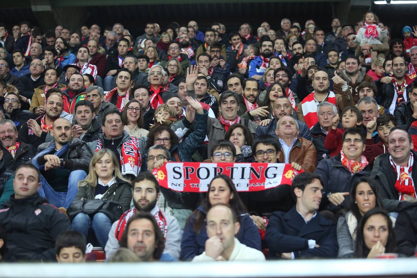 ¿Estuviste en el Sporting 3 - 1 Las Palmas? ¡Búscate! (2)