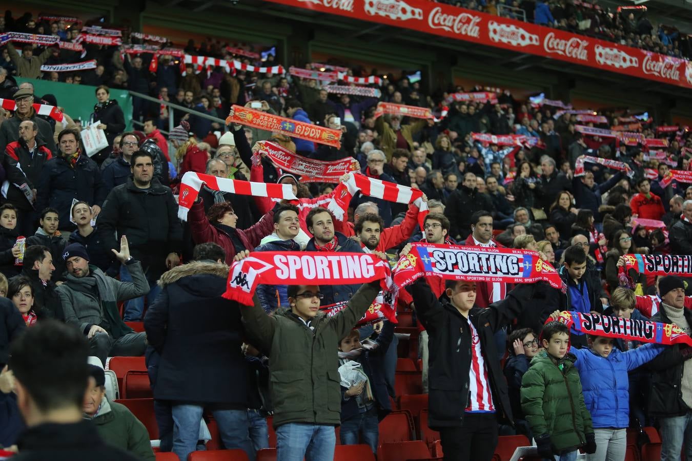 ¿Estuviste en el Sporting-Getafe? ¡Búscate en las imágenes (II)