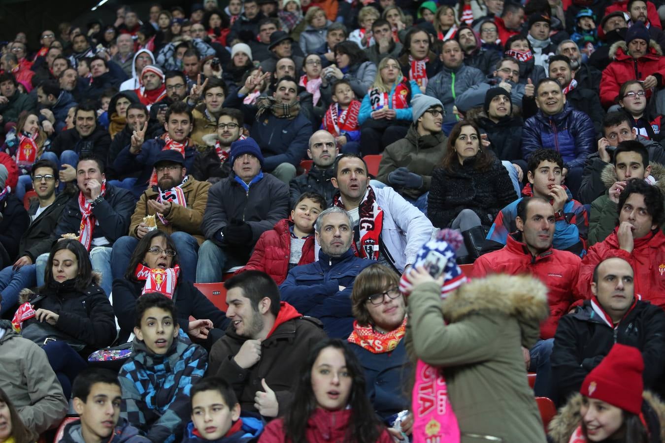 ¿Estuviste en el Sporting-Getafe? ¡Búscate en las imágenes (II)