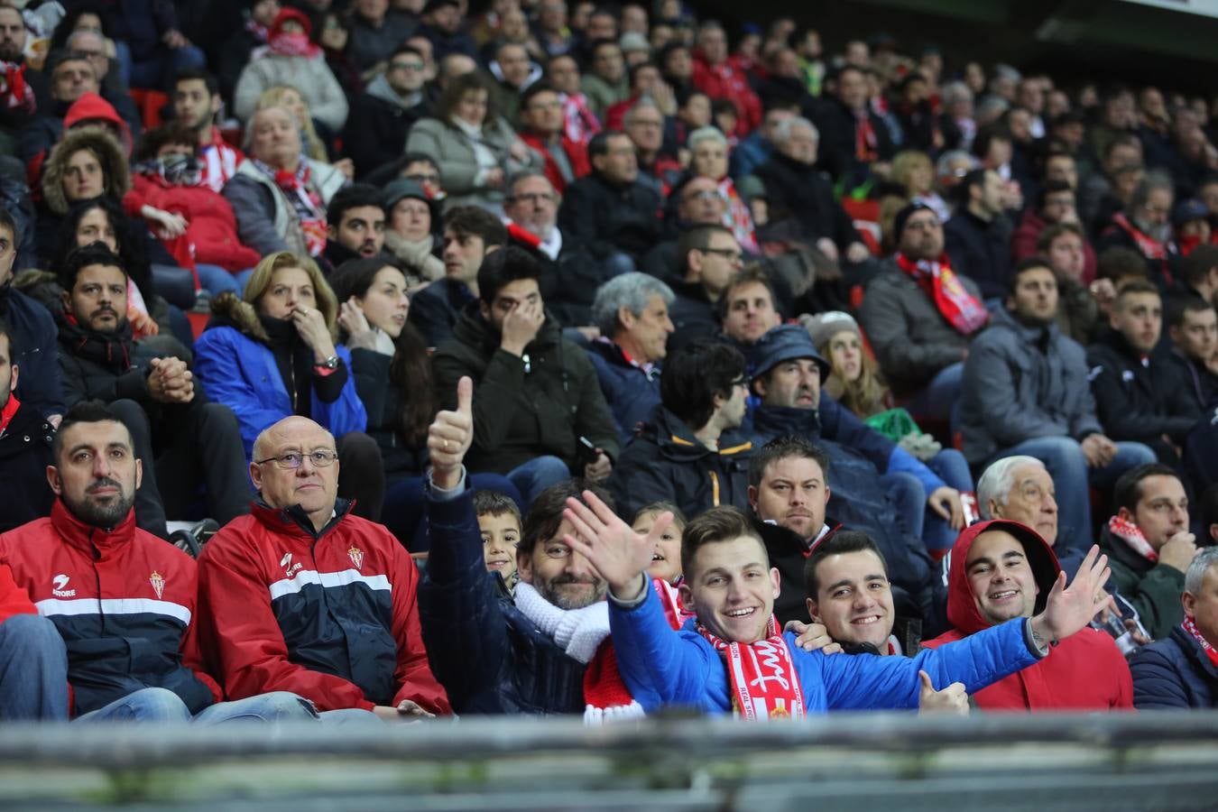 ¿Estuviste en el Sporting-Getafe? ¡Búscate en las imágenes (II)