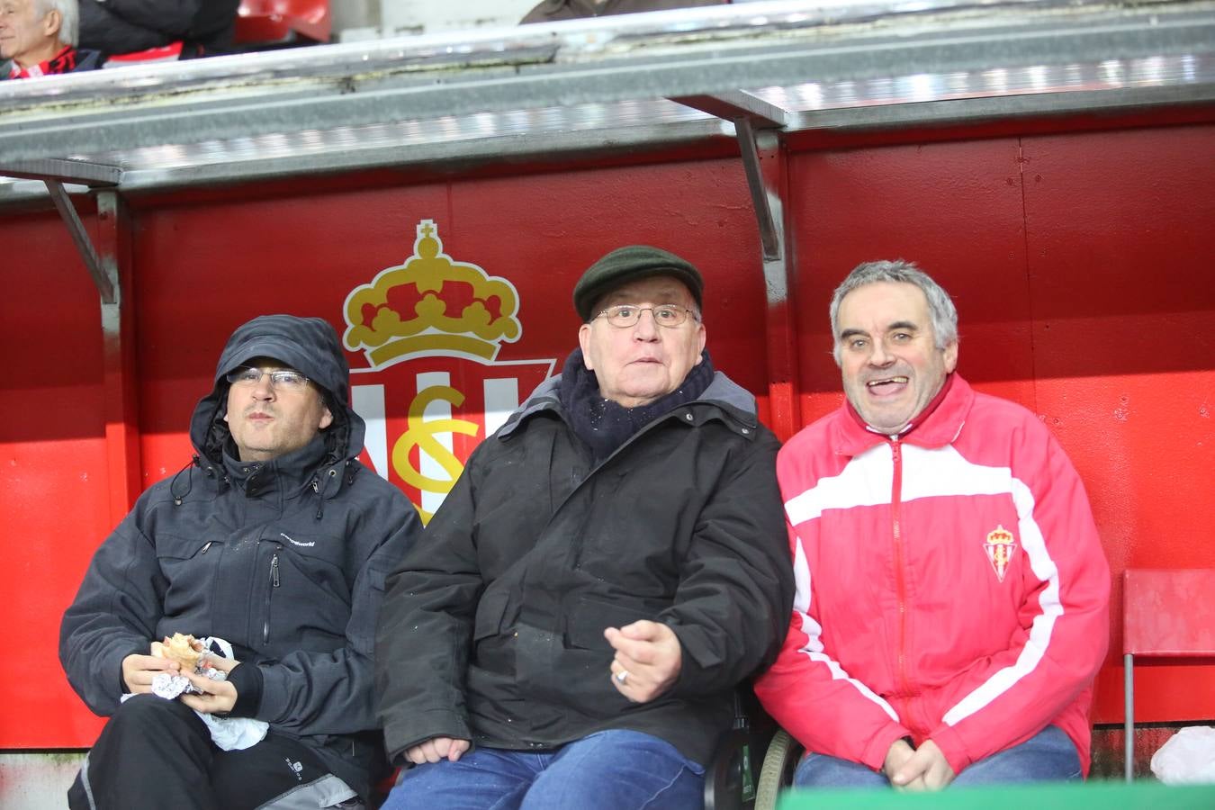 ¿Estuviste en el Sporting-Getafe? ¡Búscate en las imágenes (II)