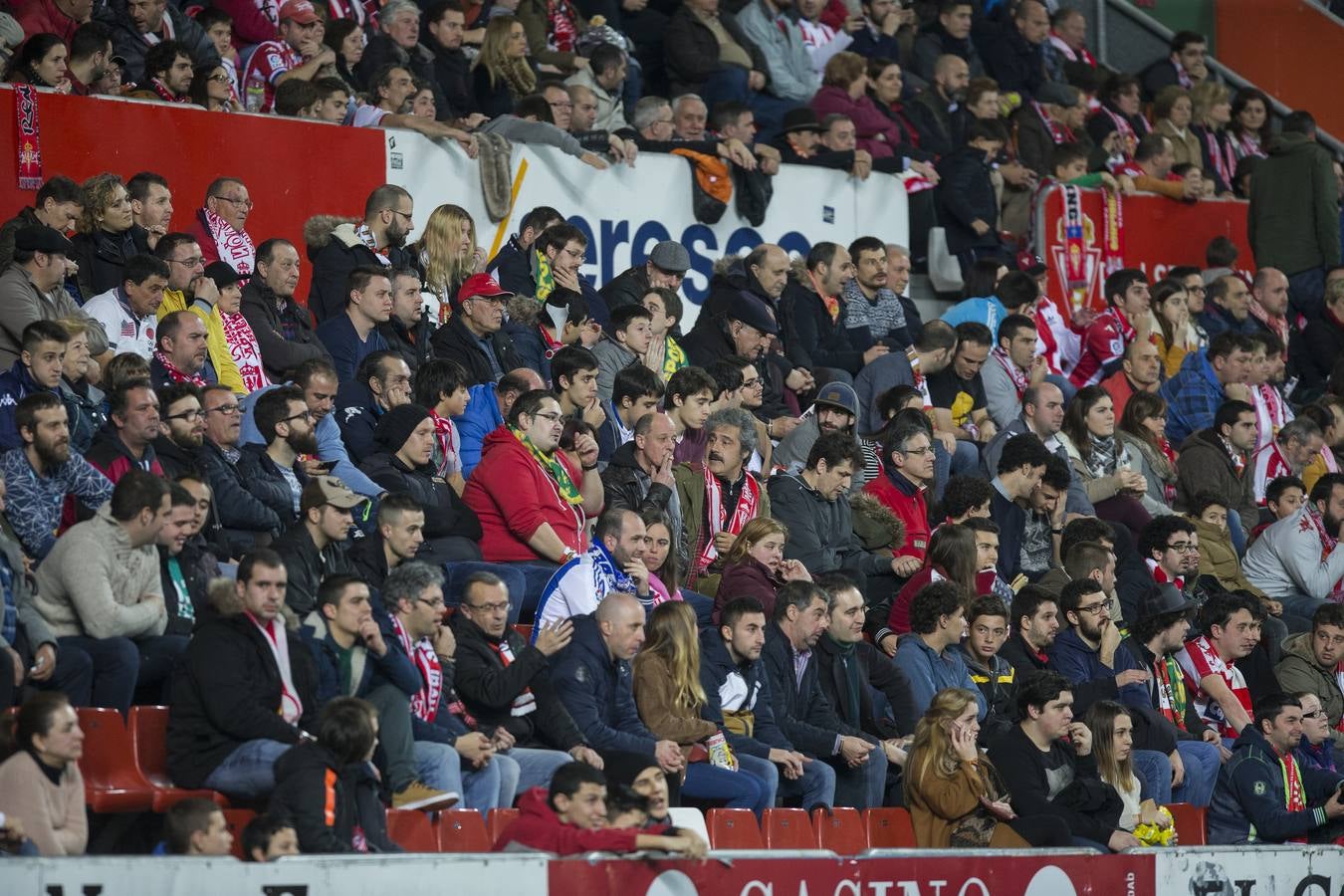 ¿Estuviste en el Sporting 5-1 Real Sociedad? Búscate en las imágenes (II)