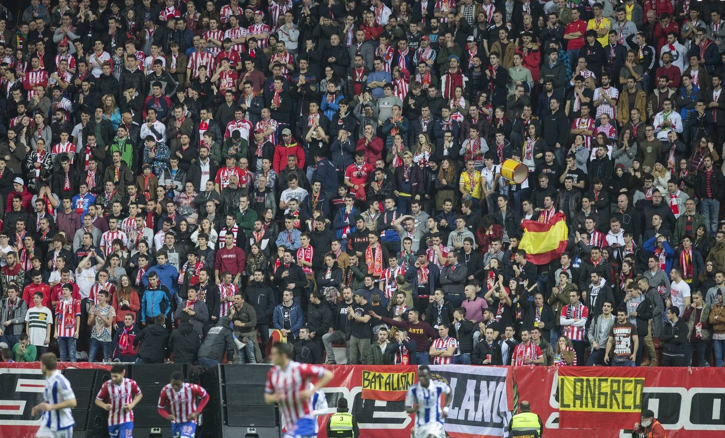 ¿Estuviste en el Sporting 5-1 Real Sociedad? Búscate en las imágenes (II)