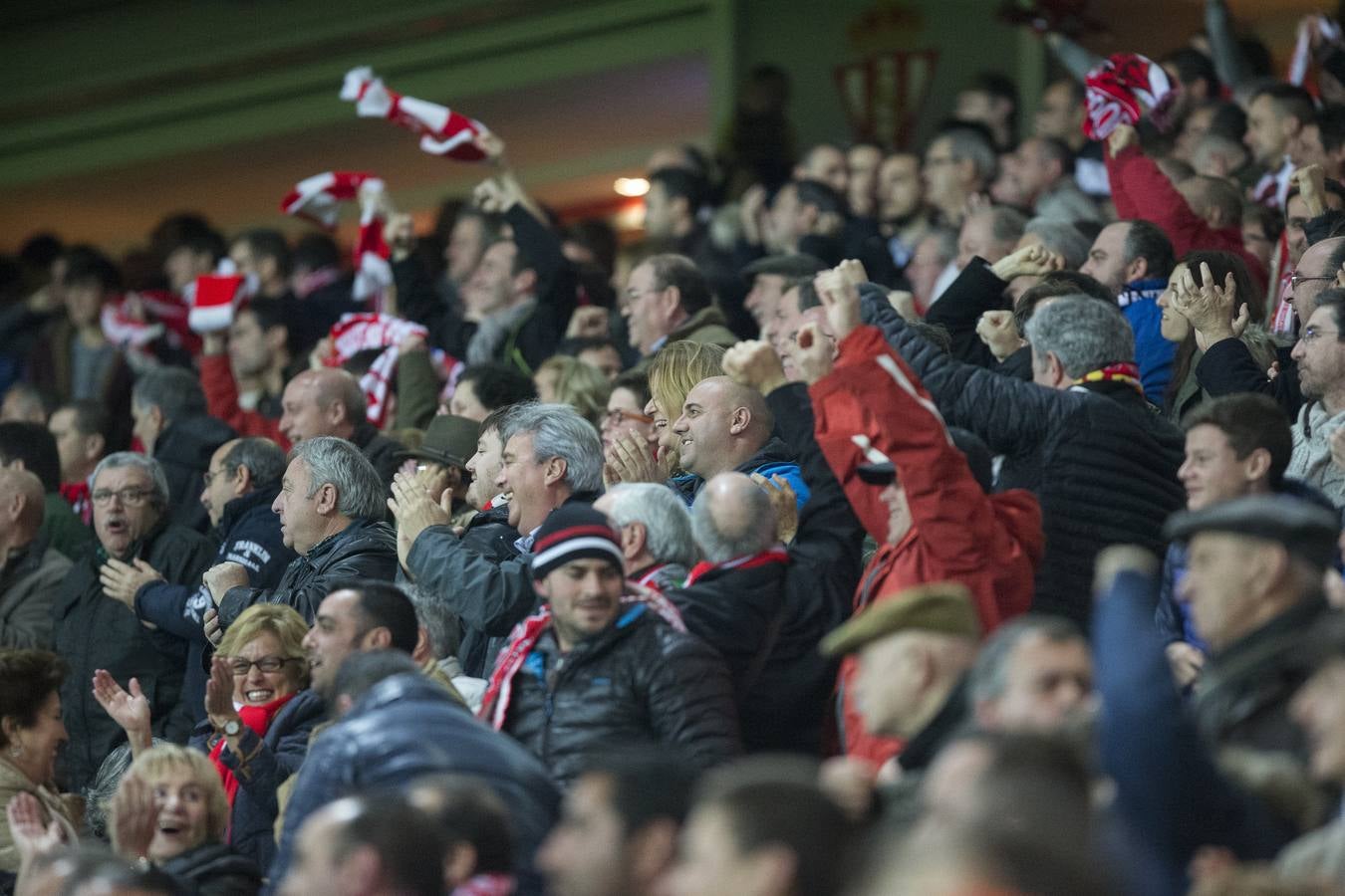 ¿Estuviste en el Sporting 5-1 Real Sociedad? Búscate en las imágenes (II)