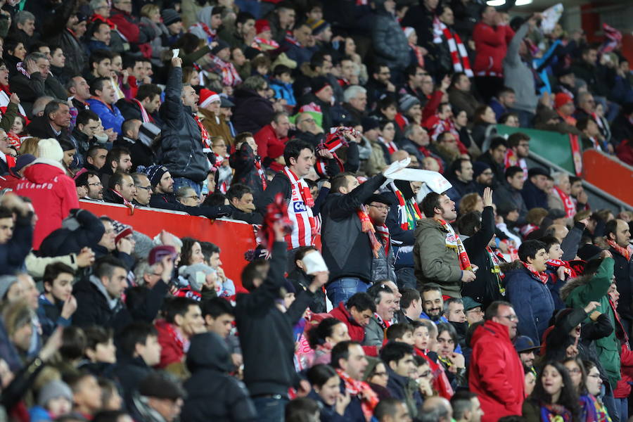 ¿Estuviste en el Sporting 1-3 Barcelona? ¡Búscate en las fotos! (II)