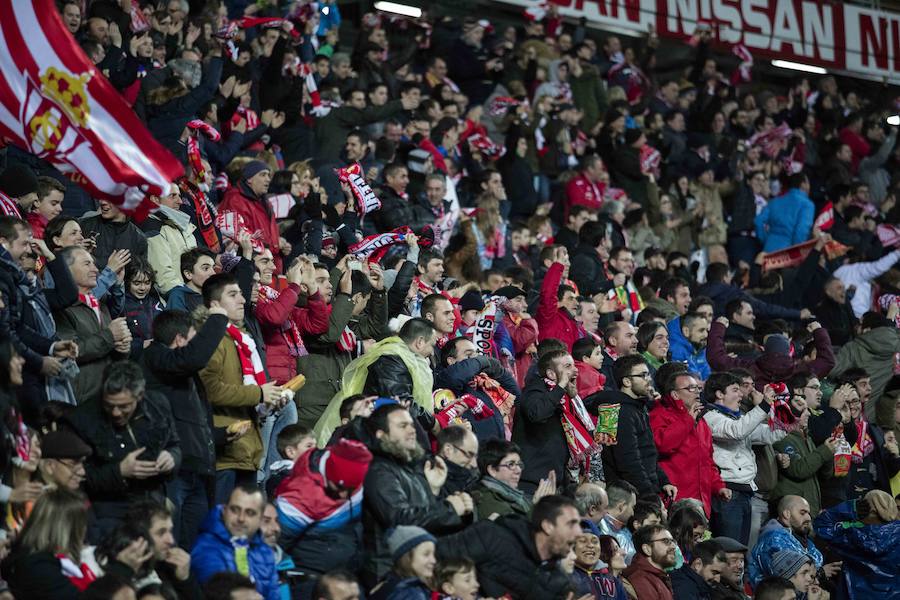 ¿Estuviste en el Sporting 1-3 Barcelona? ¡Búscate en las fotos! (II)