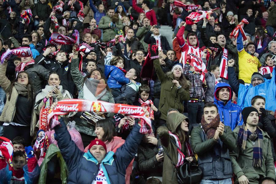 ¿Estuviste en el Sporting 1-3 Barcelona? ¡Búscate en las fotos! (II)