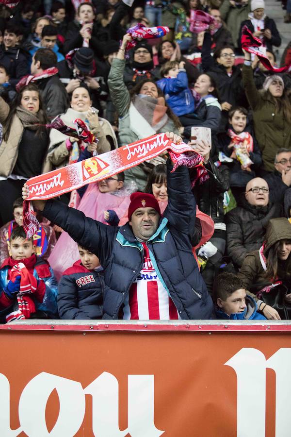 ¿Estuviste en el Sporting 1-3 Barcelona? ¡Búscate en las fotos! (II)